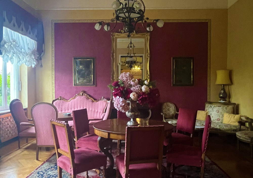 Hotel Villa Elisa in Bordighera with heated pool and garden Italian Riviera boutique hotel
