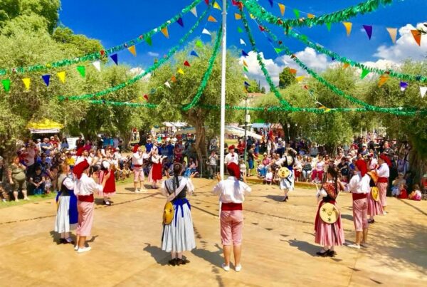 Traditional Niçois folk dance during Fête des Mai festival in Cimiez gardens, Nice