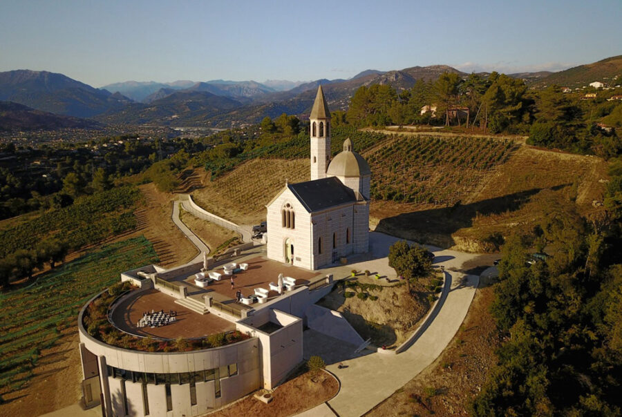 Wine tasting and vineyard visit at Château de Bellet in Nice, French Riviera