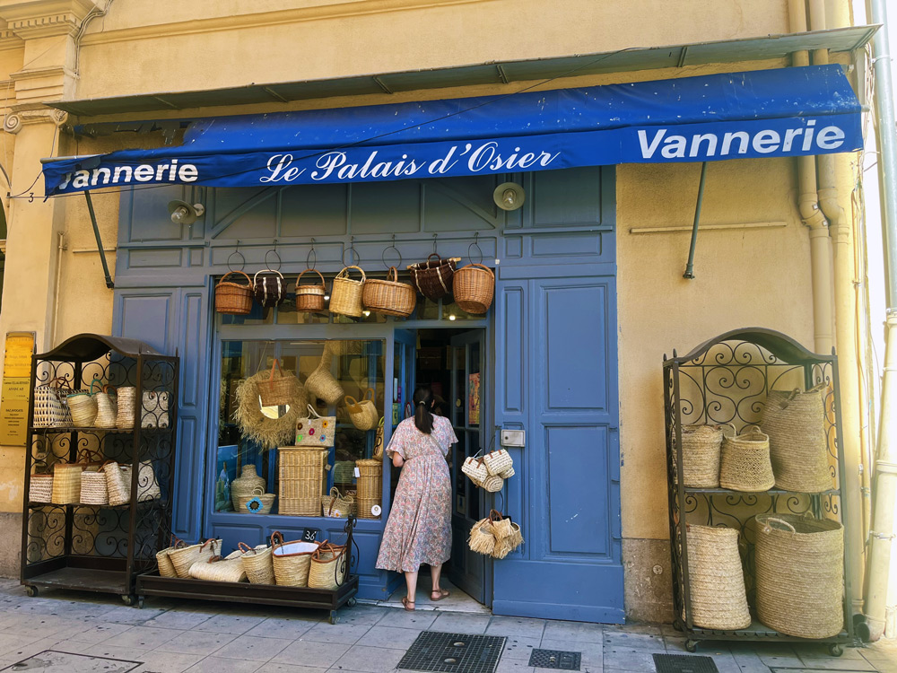 Le Palais d’Osier, a traditional wicker shop in Nice Old Town